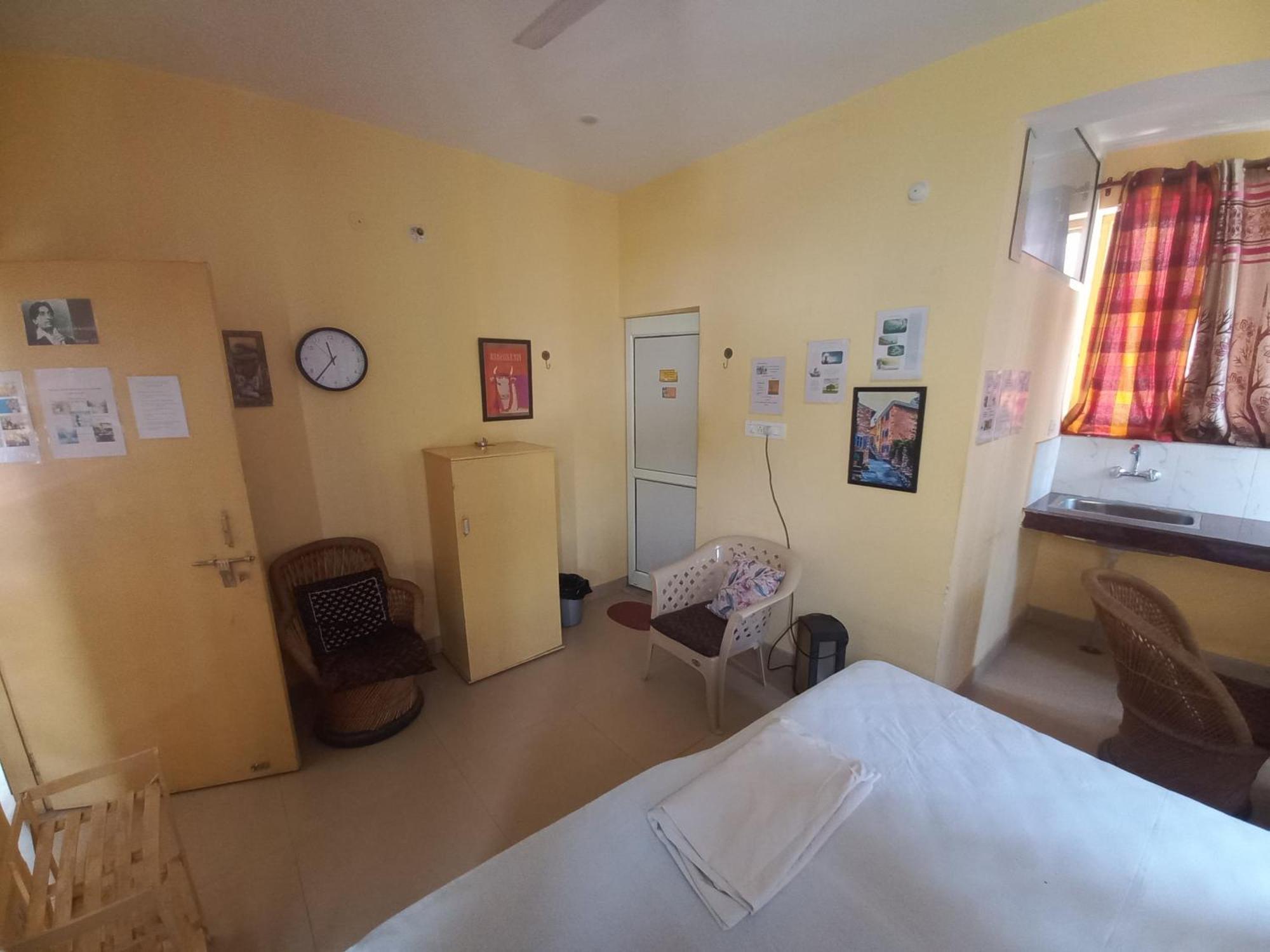 Devi Music Ashram Bed & Breakfast Rishikesh Exterior photo
